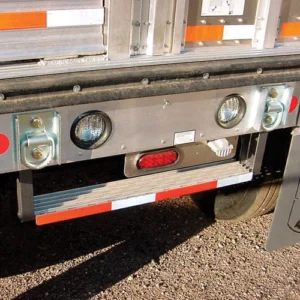 Bottom-rear flood lights placed between the bottom brake lights